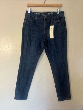 Laurie Felt Skinny Jeans in Deep Indigo Wash